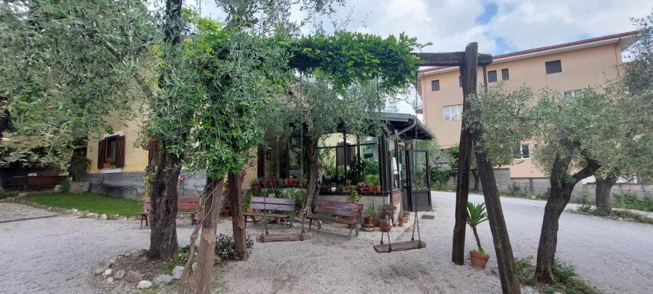 Agriturismo Macchiapiede ซาลา คอนซิลินา ภายนอก รูปภาพ